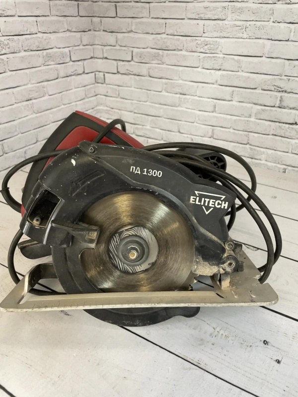 Циркулярная пила Elitech ПД1300