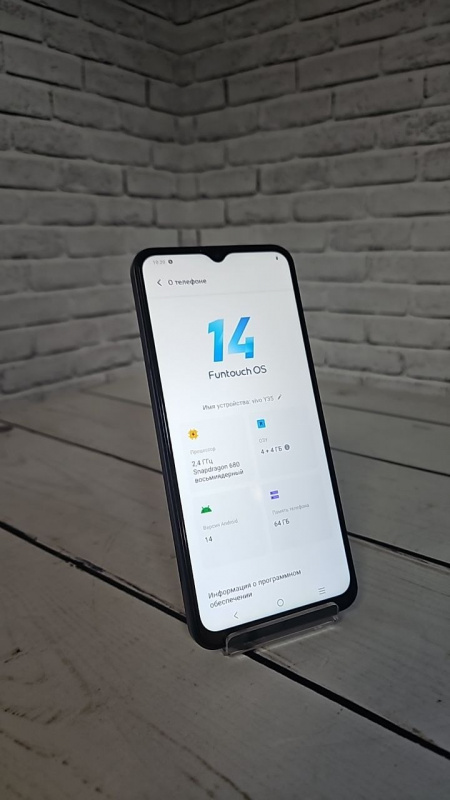 Сотовый телефон Vivo Y35